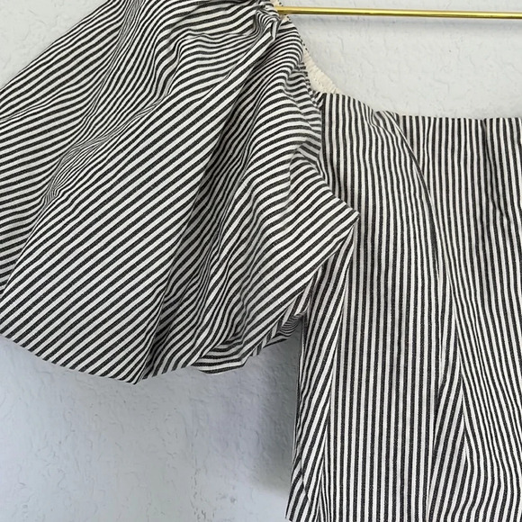DO+BE Striped Balloon Sleeve Crop Top S - Picture 3 of 6